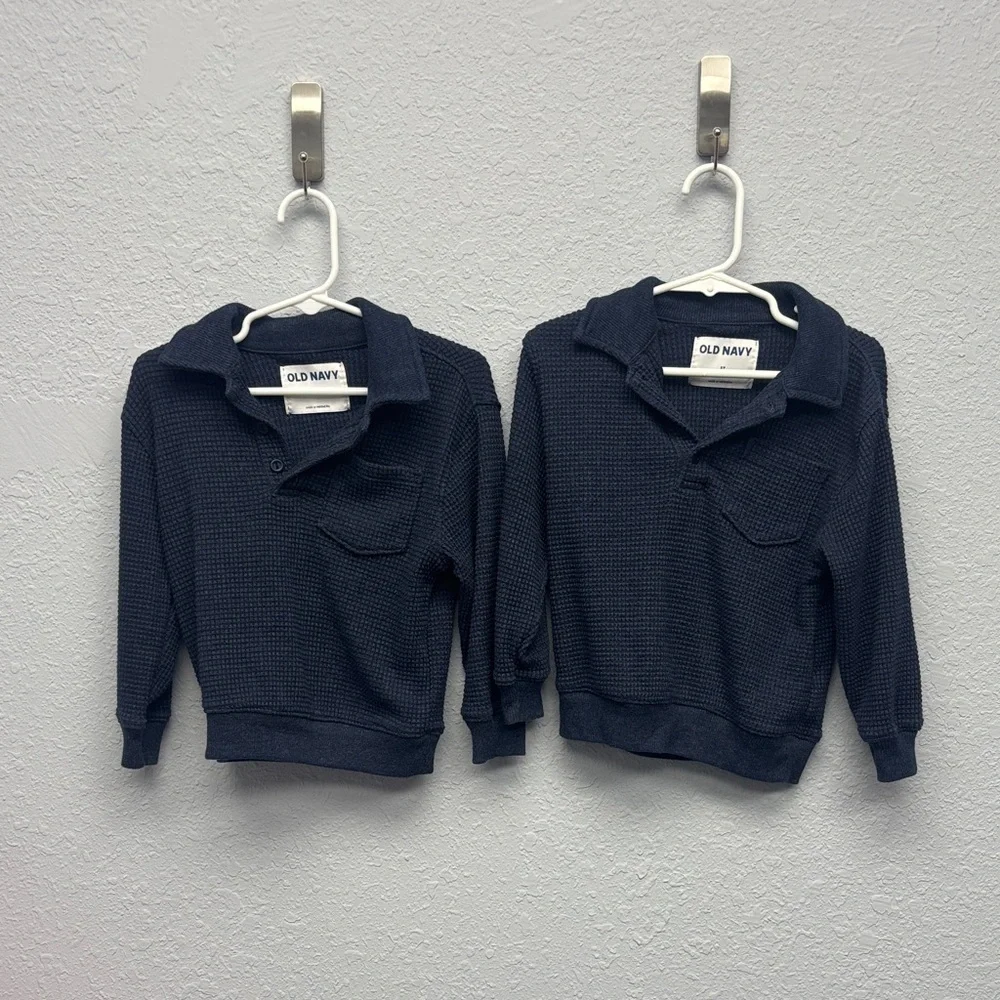 Old Navy Kids 2T+3T Coord Set of Waffled Dark Blue Polo LS Shirts w Pocket. GUC
